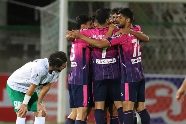 پیروزی یک بر صفر آلومینیوم اراک بر شمس آذر قزوین