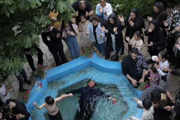 «لباس عروسی» به جشنواره فیلم کوتاه تهران راه یافت/ رونمایی از تیزر «لباس عروسی» به جشنواره فیلم کوتاه تهران راه یافت/ رونمایی از تیزر