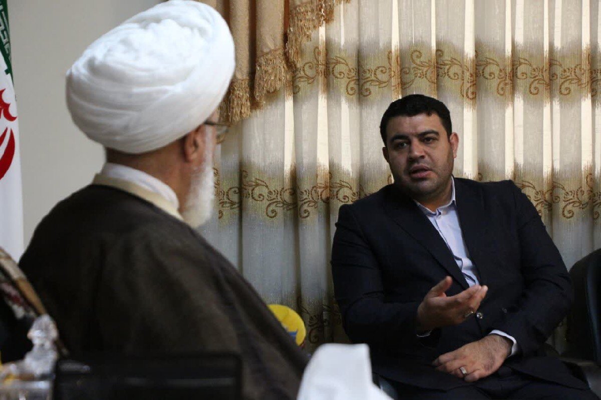 تأکید نماینده ولیفقیه در استان کرمانشاه بر بهرهگیری از ظرفیت نخبگان در تصمیمسازی و قانونگذاری کشور