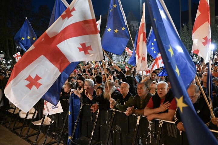 تفلیس در آتش اعتراض‌/ معترضان گرجستانی چه می‌خواهند؟