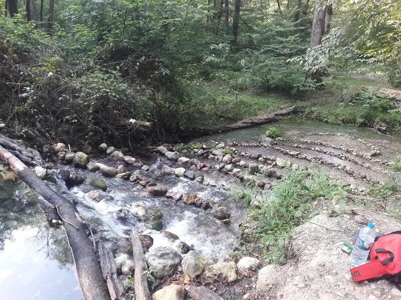 بهترین زمان برای سفر به چشمه آبگرم بلیران در پاییز + عکس