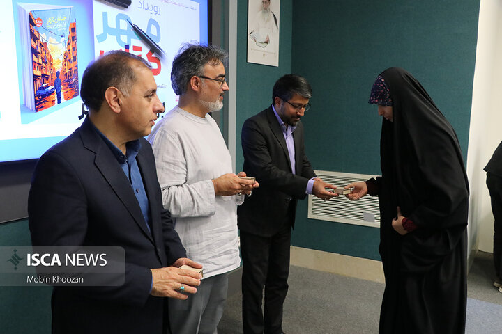 کتابخانه مرکزی یزد میزبان نشست صمیمی نوجوانان با بهزاد دانشگر به مناسبت هفته کودک و نوجوان