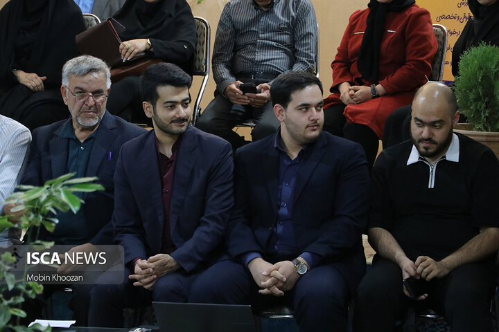 نشست سمن‌های استان یزد با هیئت مدیره خانه تشکل‌های مردم نهاد