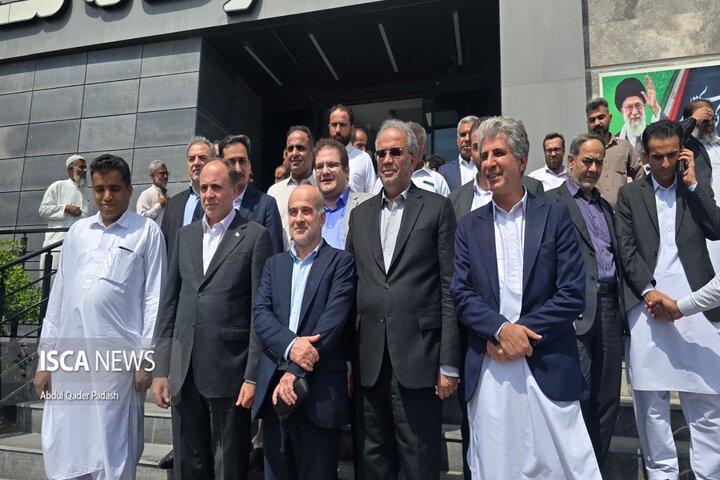 وزیر جهاد کشاورزی از کارخانه ارغوان گوشت چابهار بازدید کرد