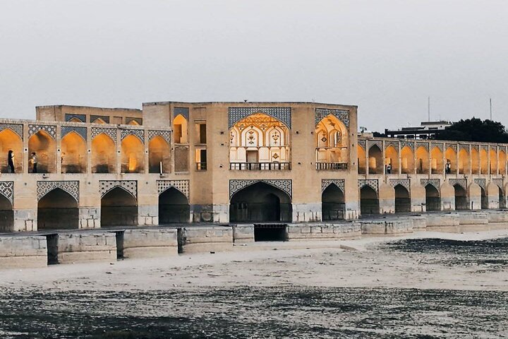 زاینده‌رود، اسطوره‌ای که هنوز نفس می‌کشد