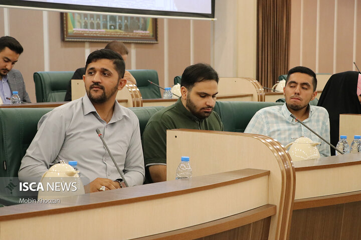 دانشگاه‌های یزد میزبان گفت‌وگوی صمیمی دانشجویان و نماینده مردم در مجلس شدند
