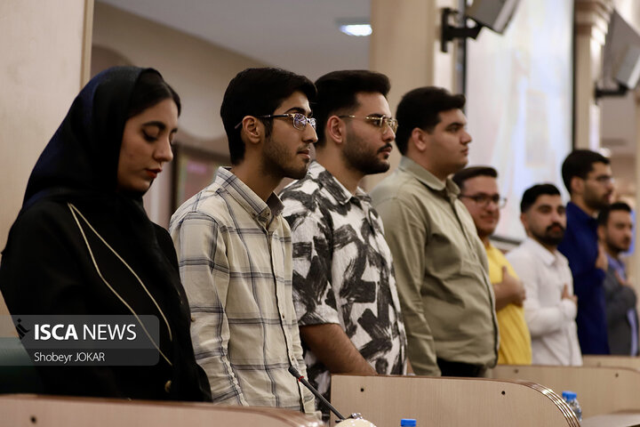 نشست دانشجویان دانشگاه‌های یزد با روسا و نماینده یزد