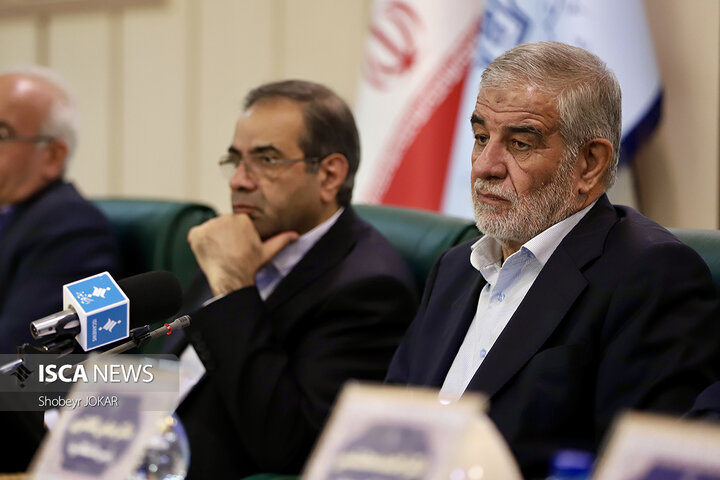 نشست دانشجویان دانشگاه‌های یزد با روسا و نماینده یزد