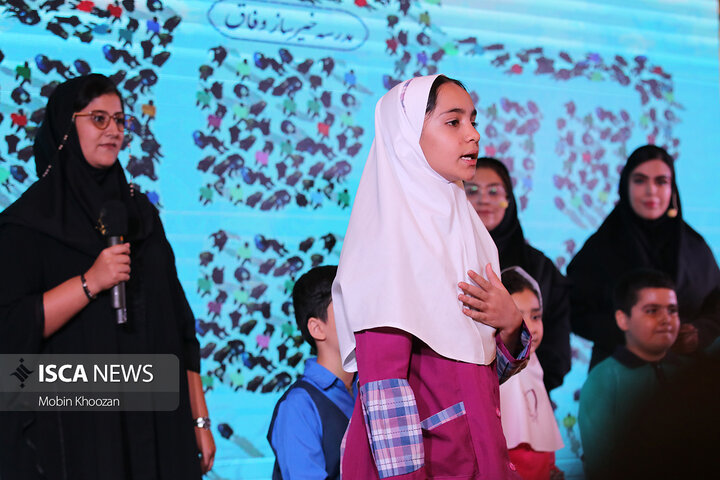 یزد میزبان جشنواره تجلیل از خیرین مدرسه‌ساز با حضور استاندار و مسئولان استان