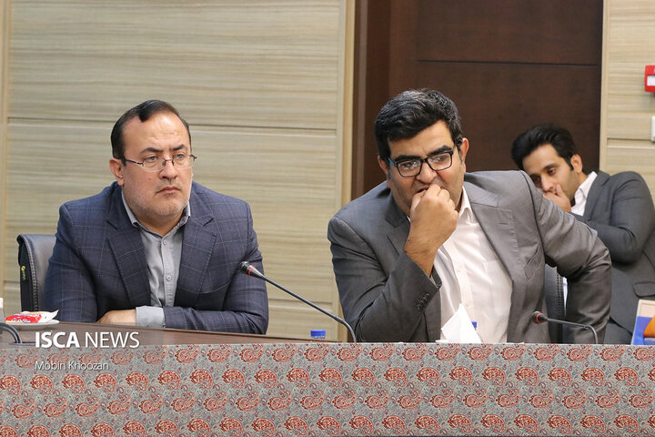 نشست ستاد تنظیم بازار استان یزد در مهر ماه 144