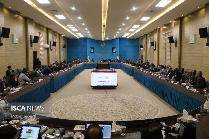 نشست ستاد تنظیم بازار استان یزد در مهر ماه 144