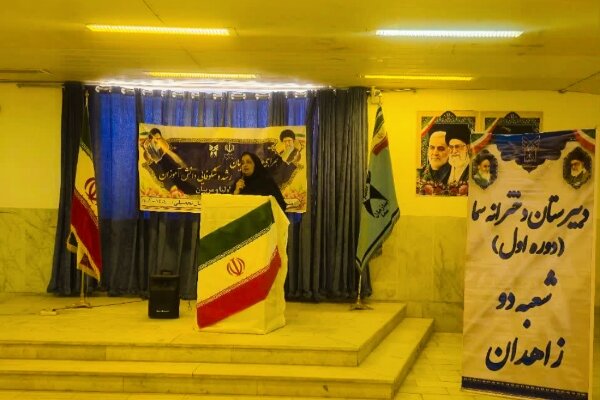 والدین، نقش اصلی در تربیت فرزندان دارند