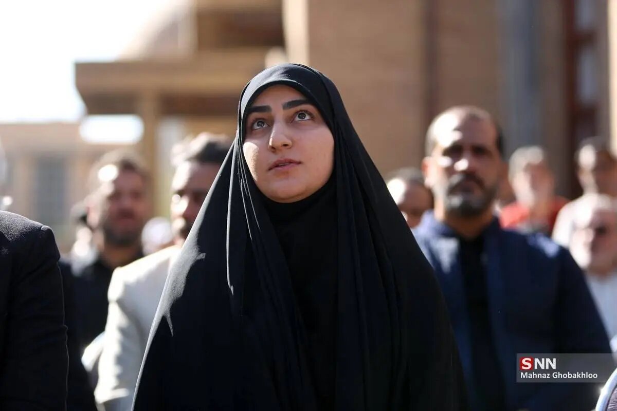 زینب سلیمانی در مراسم تشییع محمد کاسبی + عکس