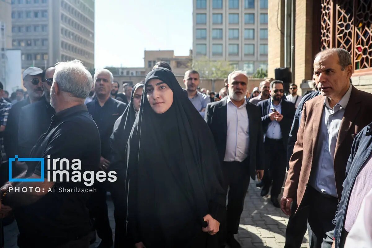 زینب سلیمانی در مراسم تشییع محمد کاسبی + عکس