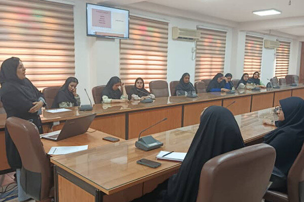 کارگاه «پناهگاه امن در چالش‌ها» در دانشگاه آزاد بندرعباس برگزار شد