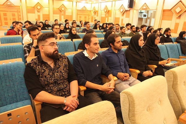 برگزاری جلسه دبیران و اعضای انجمنهای علمی دانشجویی با رئیس دانش شهر ایران