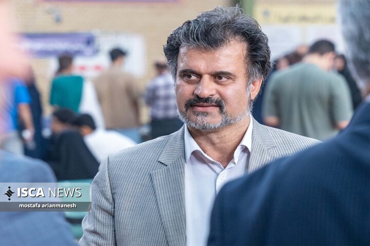 ثبت نام دانشجویان جدید