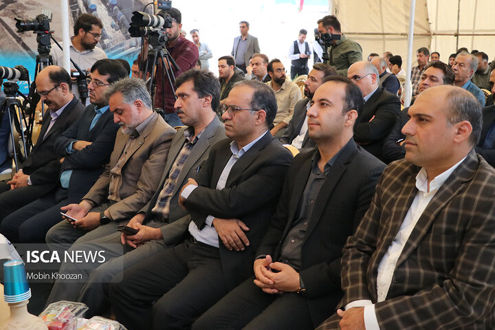 مراسم افتتاح مخزن ۱۵ هزار متر مکعبی شهید موسوی شهر یزد