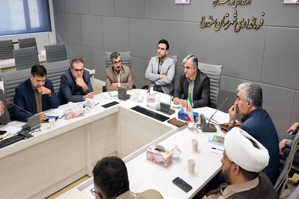 شور و نشاط اجتماعی نباید به ایام نوروز محدود شود