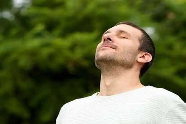 فواید عجیب "آه کشیدن" برای سلامتی ریه