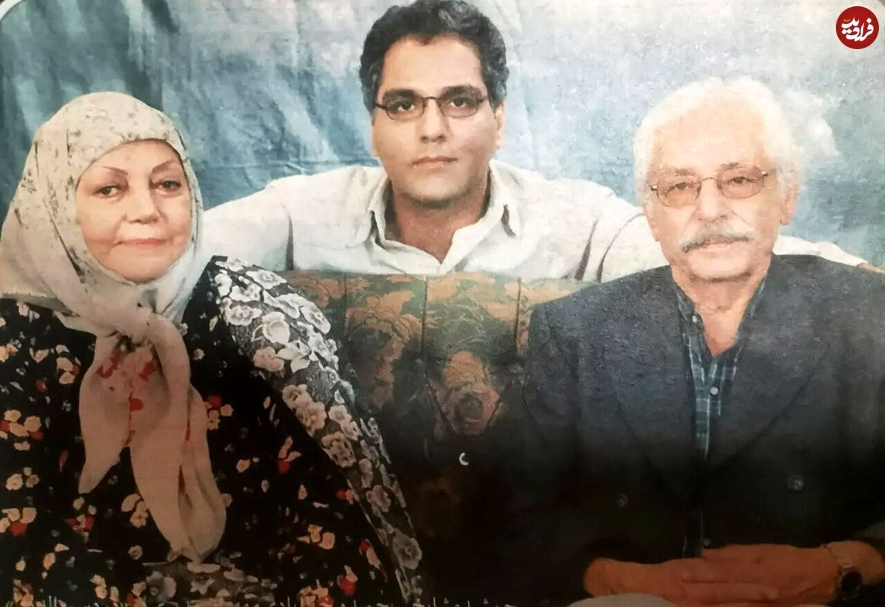حمیده خیرآبادی در کنار جمشید مشایخی و مهران مدیری در سال ۷۹ + عکس