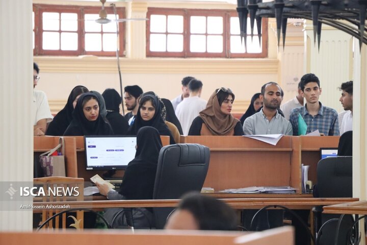 تداوم ثبت‌نام‌ها در دانشگاه آزاد اسلامی واحد بندرعباس
