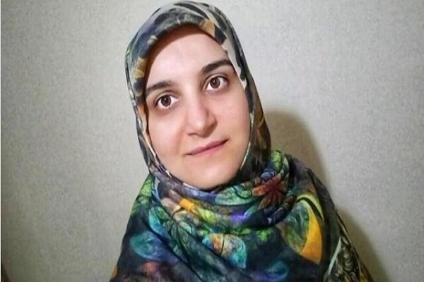 گفت‌وگوی تلفنی عراقچی با مهدیه اسفندیاری