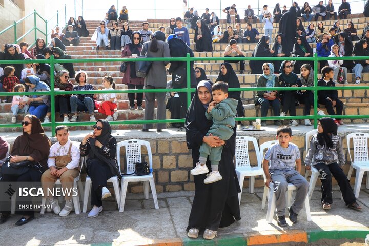 جشنواره دیزی و بازی های بومی و محلی