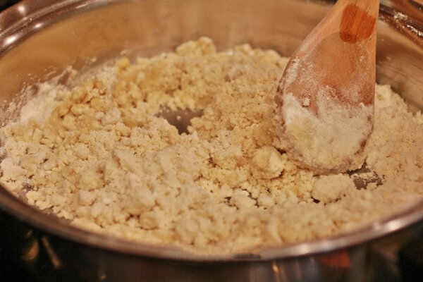 آموزش شیرینی پزی / طرز تهیه حلوای زنجبیلی