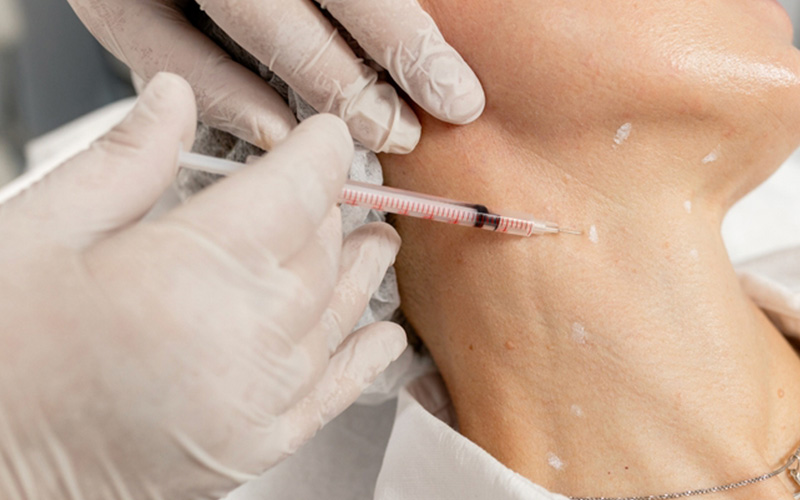 چطور فیلر و مزوژل گردن شما را چند سال جوان‌ تر می‌کنند، بدون جراحی!