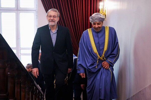 دعوت رسمی وزیر کشور عمان از لاریجانی