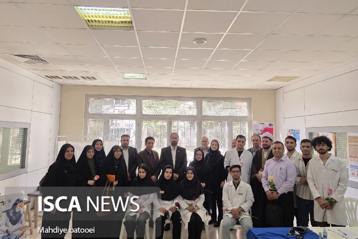 قدردانی از سفیران مهربانی؛ دانشگاه آزاد قزوین روز پرستار را گرامی داشت