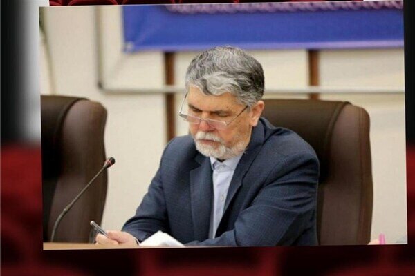 وزیر ارشاد وارد کردستان شد