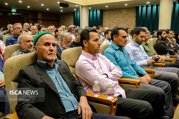 مراسم تجلیل از خادمان اربعین حسینی در استانداری یزد