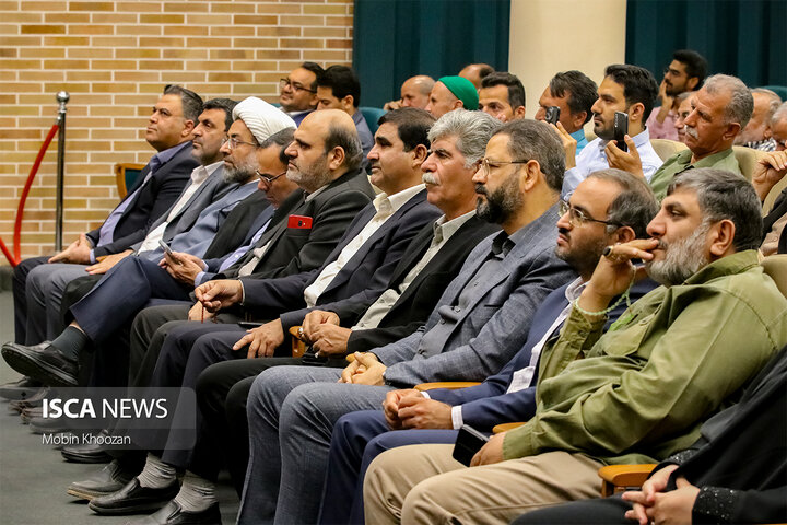 مراسم تجلیل از خادمان اربعین حسینی در استانداری یزد