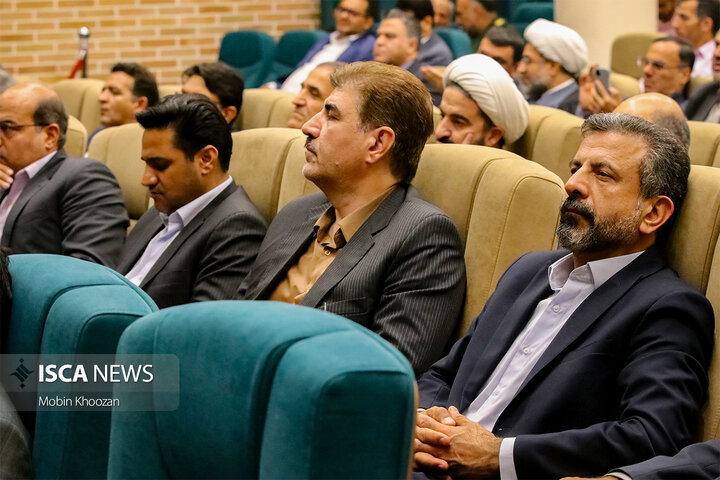 مراسم تجلیل از خادمان اربعین حسینی در استانداری یزد