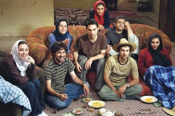 «خانواده» حلقه مفقوده این روزهای سینما و تلویزیون/ احترام به پدر و مادر کجای تولیدات نمایش خانگی است؟ «خانواده» حلقه مفقوده این روزهای سینما و تلویزیون/ احترام به پدر و مادر کجای تولیدات نمایش خانگی است؟