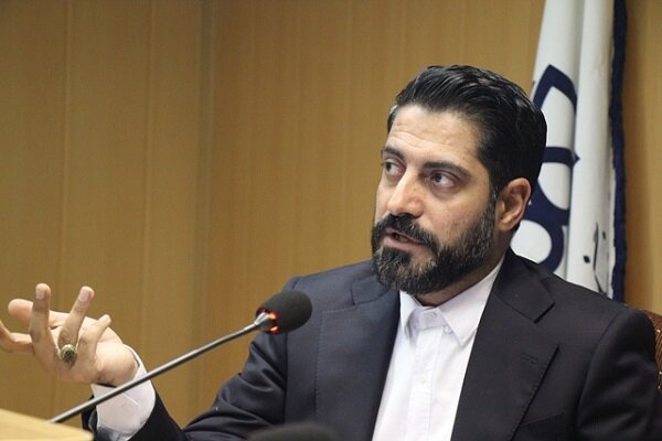 هیئت علمی شدن در ایران نوعی فداکاری است/ بی‌توجهی دولت به بحران خروج استادان