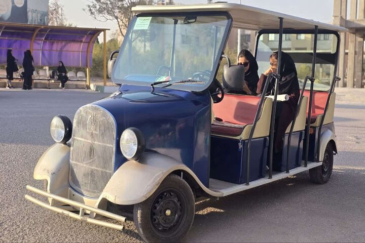 حمل‌ونقل دانشجویان با خودروهای برقی؛ تحولی سبز در دانشگاه آزاد اصفهان