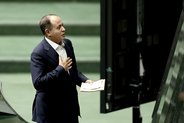 استیضاح یا برکناری؛ کدام یک در انتظار نوری قزلجه است؟/ نهاده‌های دامی و مطالبات گندمکاران پاشنه آشیل وزیر جهاد کشاورزی