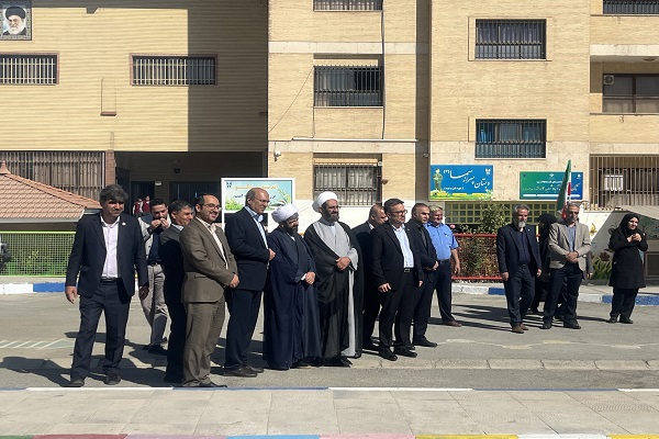 دبستان سما ۳ نجفآباد، گامی نو در آموزش مهارتمحور با افتتاح زمین چمن جدید