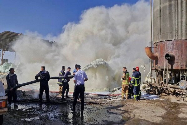 حریق در شرکت پالایش نفت پارسیان ایوانکی