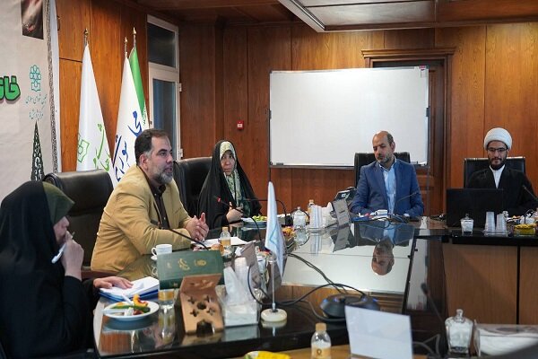 خانواده در عصر رسانه های هوشمند؛ از بازنمایی تا بازسازی