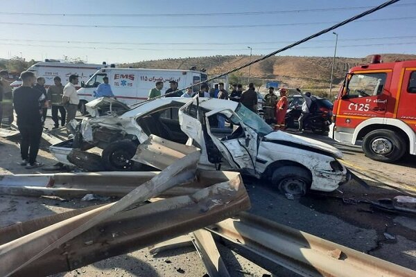 تصادف در محور بوئین‌زهرا ۳ کشته برجای گذاشت