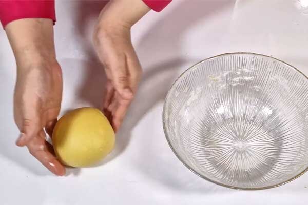 آموزش شیرینی پزی / طرز تهیه کلوچه فومن خانگی