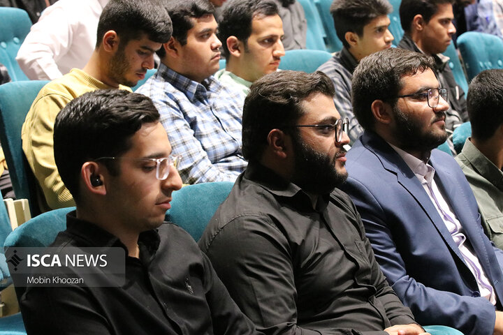 نخستین اجلاسیه ۴۳ شهید دانشجومعلم یزد در گام دوم انقلاب