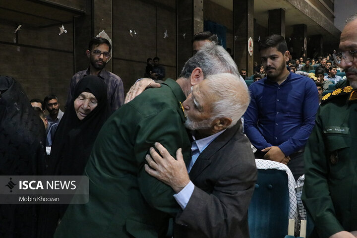 نخستین اجلاسیه ۴۳ شهید دانشجومعلم یزد در گام دوم انقلاب