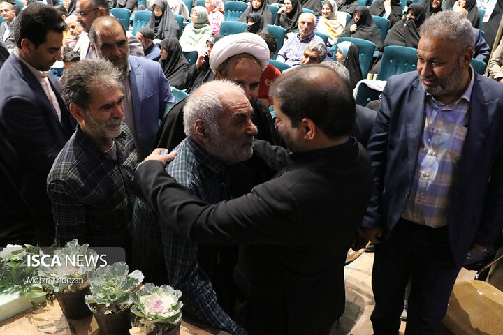 نخستین اجلاسیه ۴۳ شهید دانشجومعلم یزد در گام دوم انقلاب