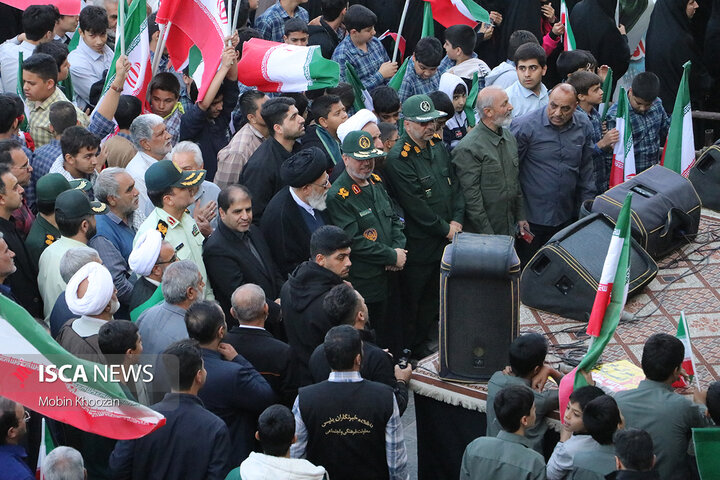 حماسه یوم‌الله ۱۳ آبان در یزد، تجلی وحدت دانش‌آموزان و اقشار مردم در مسیر انقلاب