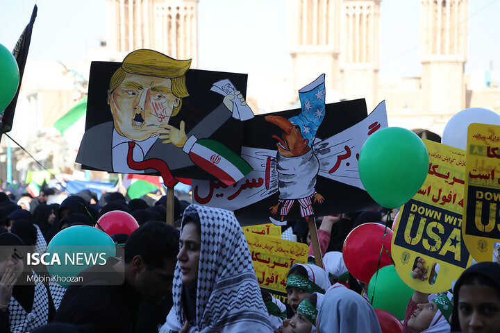 حماسه یوم‌الله ۱۳ آبان در یزد، تجلی وحدت دانش‌آموزان و اقشار مردم در مسیر انقلاب